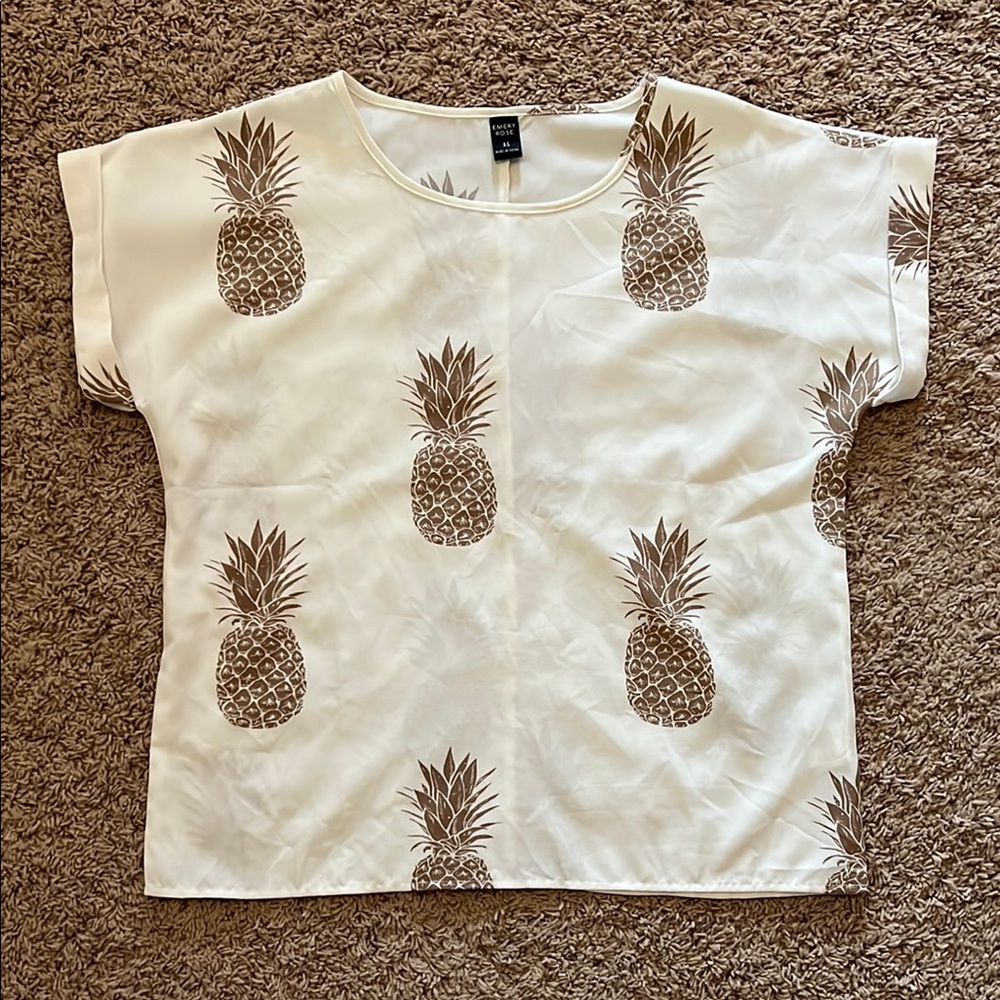 Emery Rose Cream and Brown Short Sleeve Oversized Top with Pineapple Print